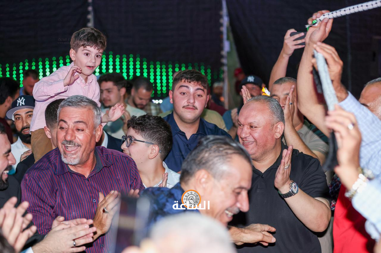 Madar Al-Saa Images 0.0466673086316034