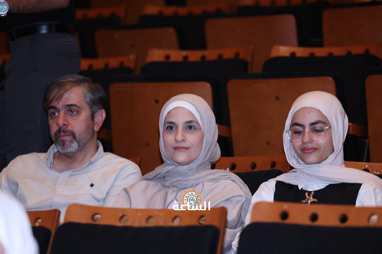 Madar Al-Saa Images 0.7771075665446224