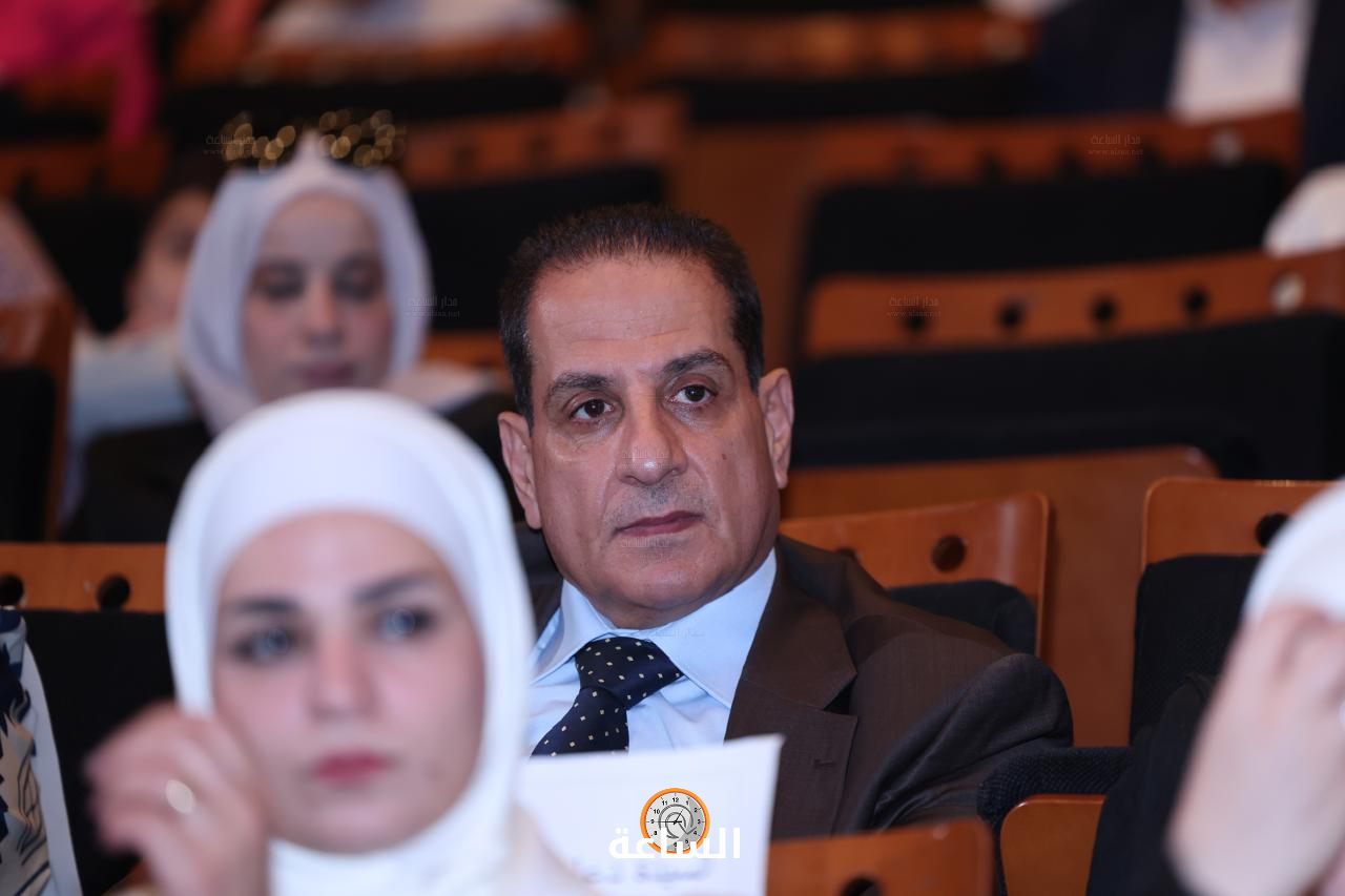 Madar Al-Saa Images 0.03841926885980962
