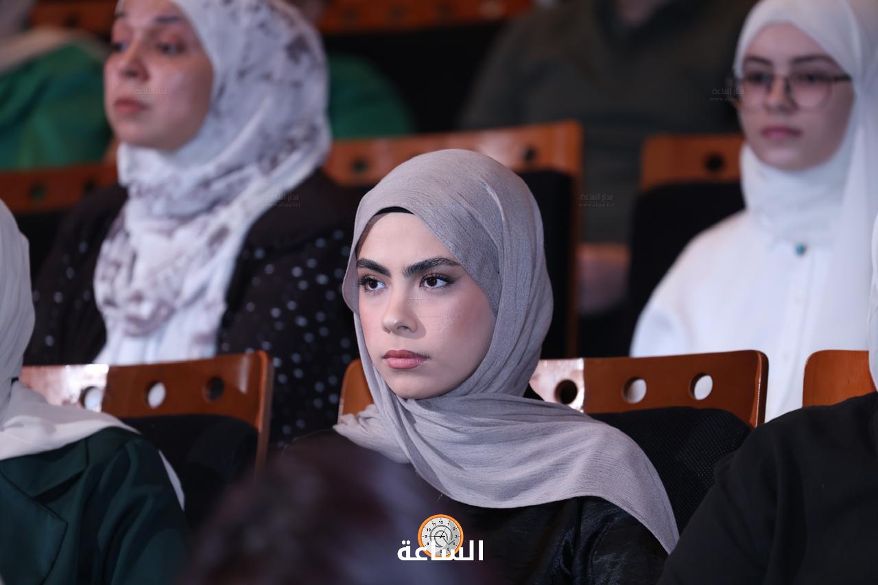 Madar Al-Saa Images 0.6998339460022054