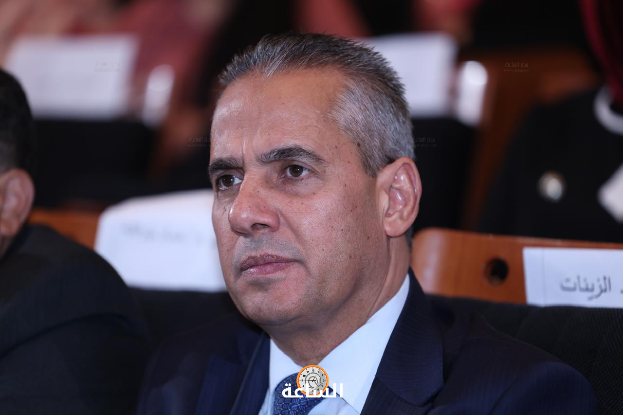 Madar Al-Saa Images 0.45592437513947437