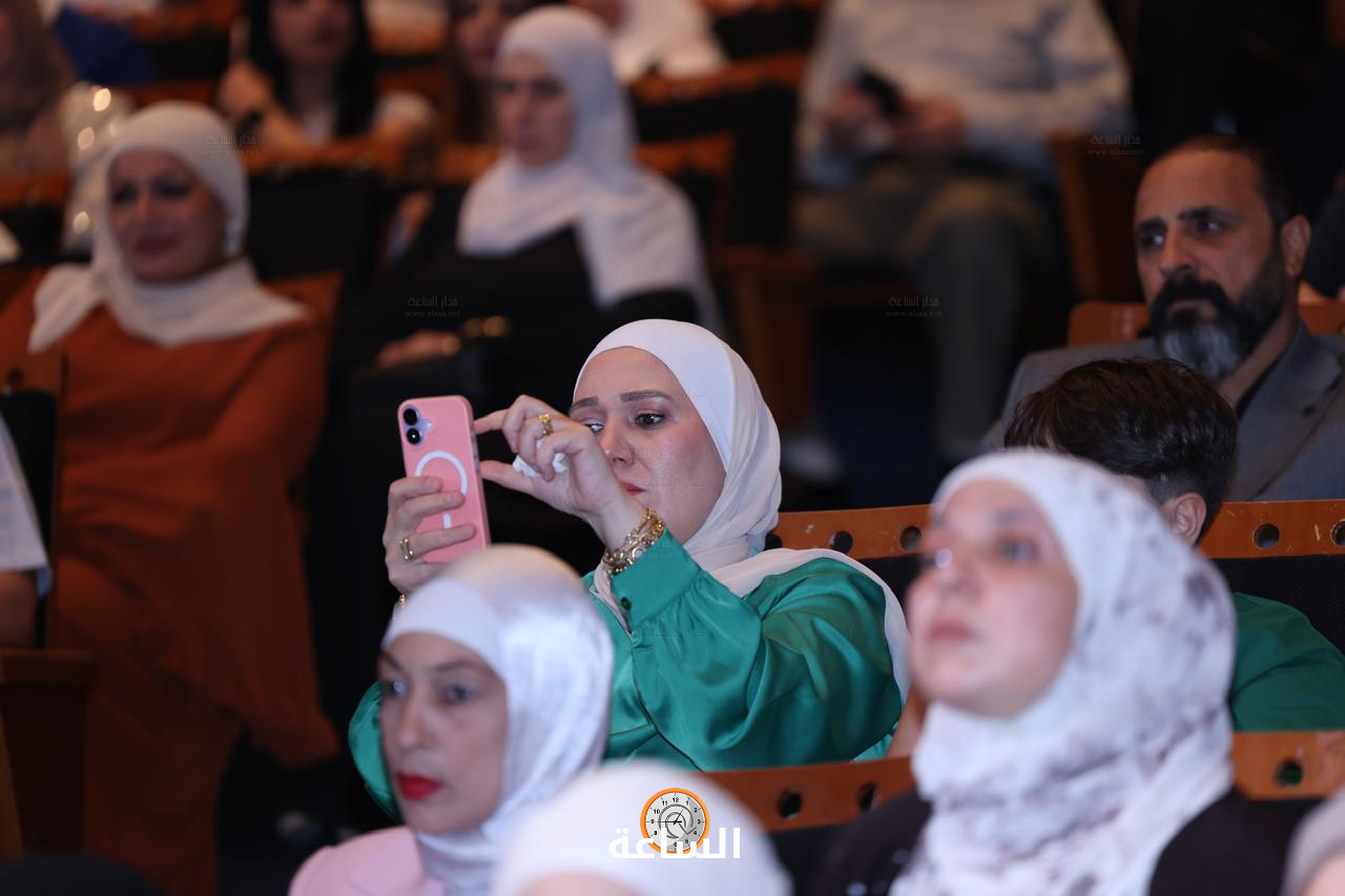 Madar Al-Saa Images 0.7257696715170285