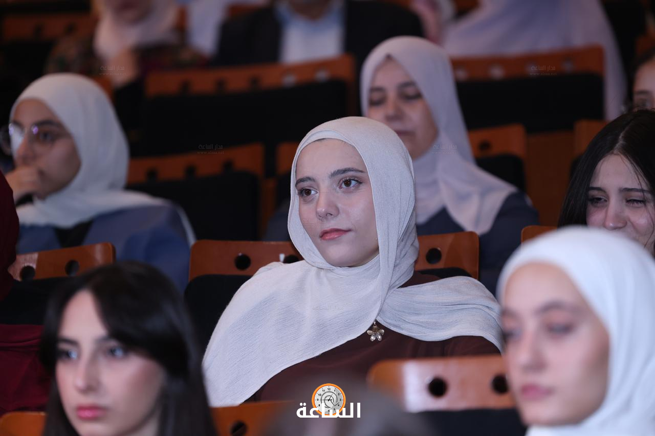 Madar Al-Saa Images 0.47478365143083245