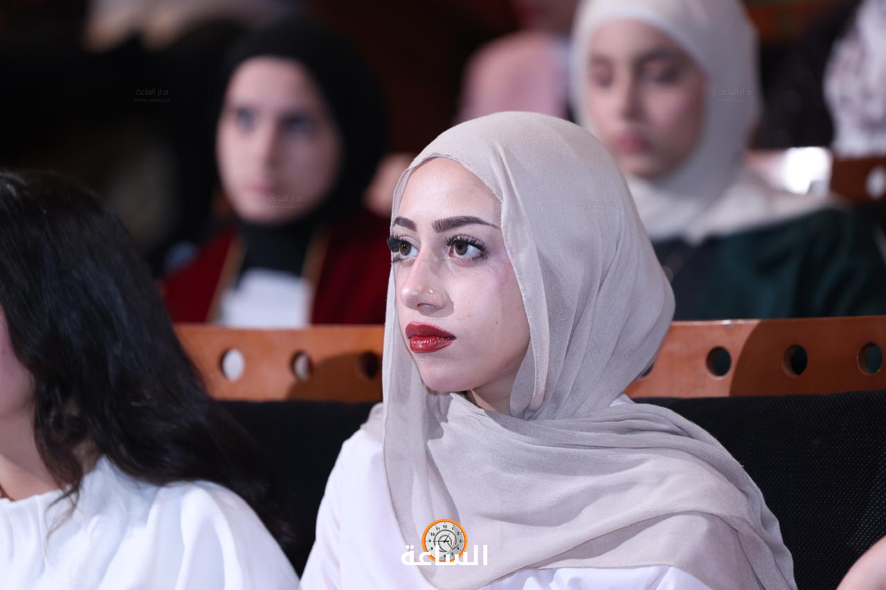 Madar Al-Saa Images 0.866101618088062
