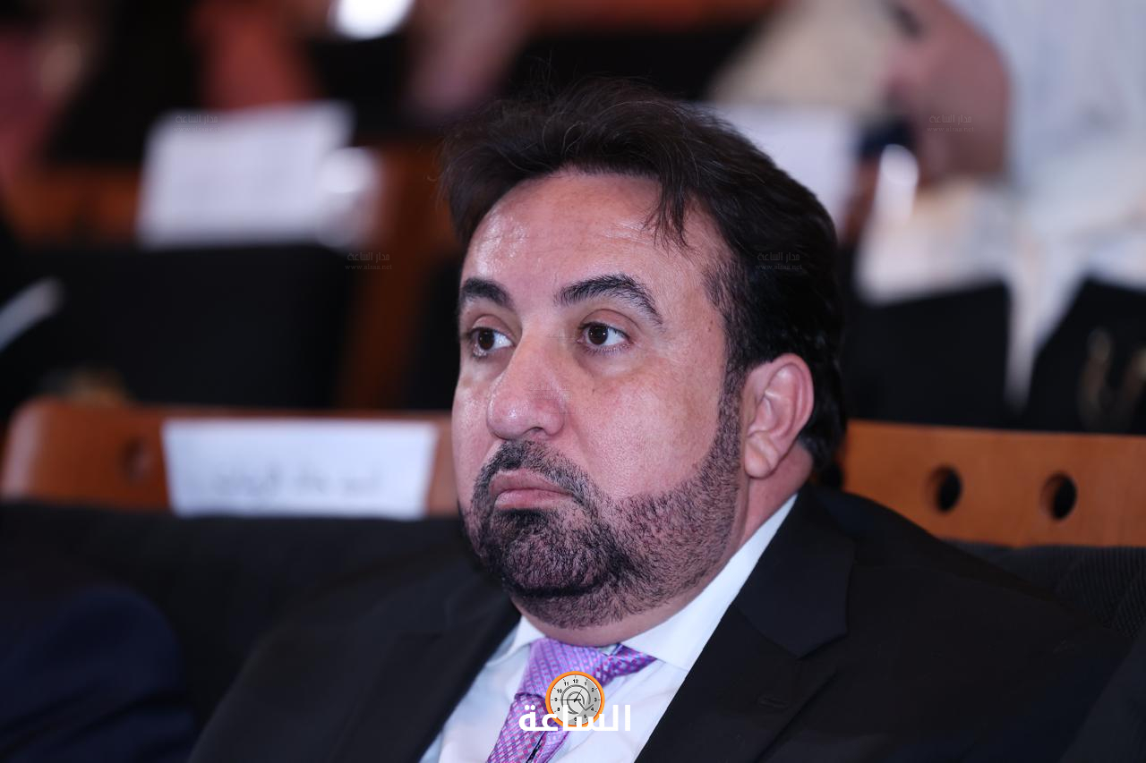 Madar Al-Saa Images 0.8050620161172478