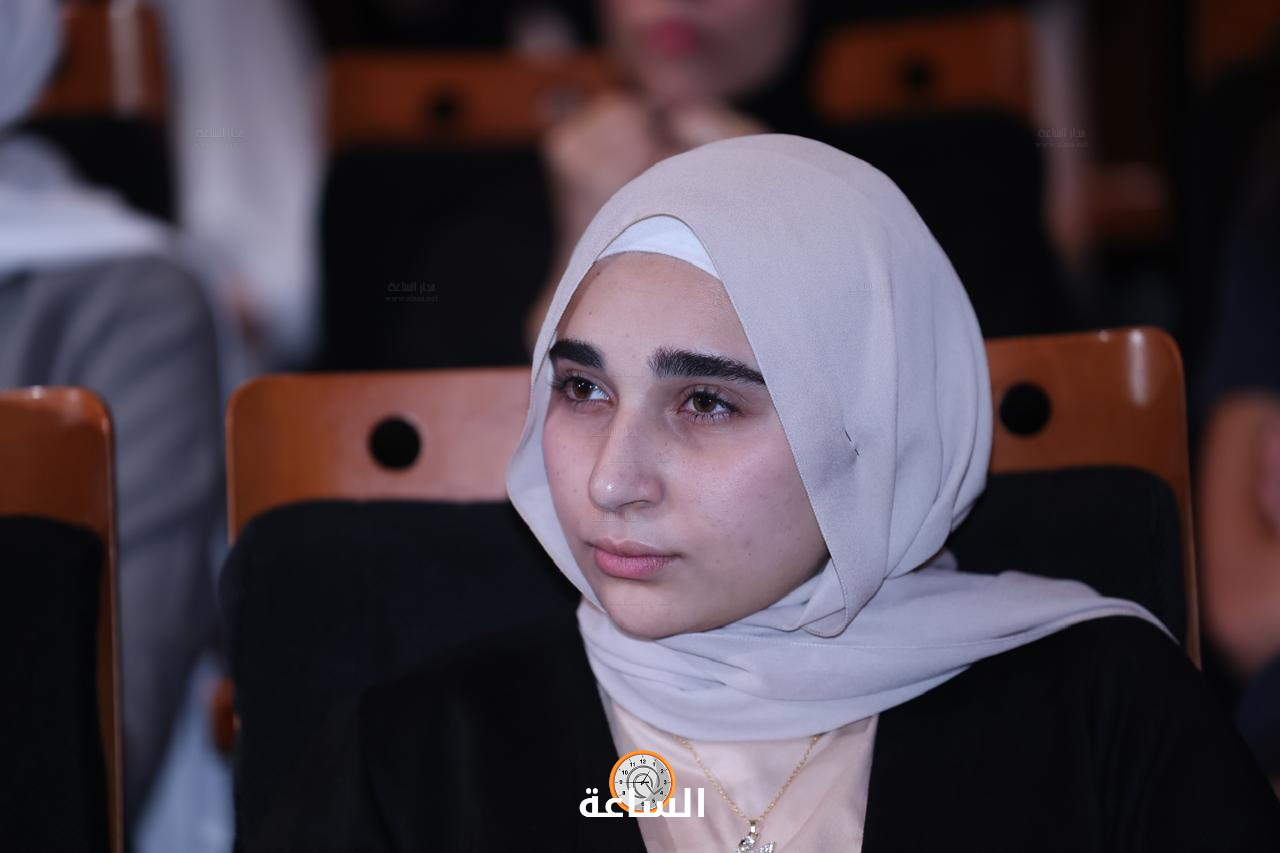 Madar Al-Saa Images 0.8566709968698549