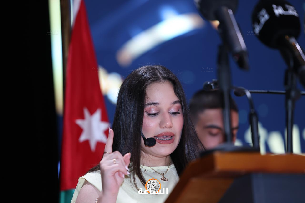 Madar Al-Saa Images 0.17875031532213348