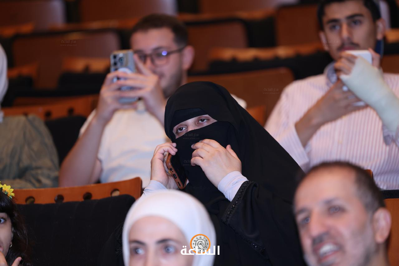 Madar Al-Saa Images 0.22736694955389625