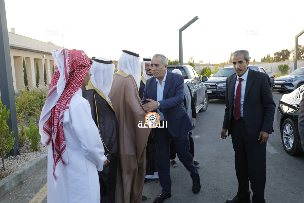Madar Al-Saa Images 0.030754845808588338