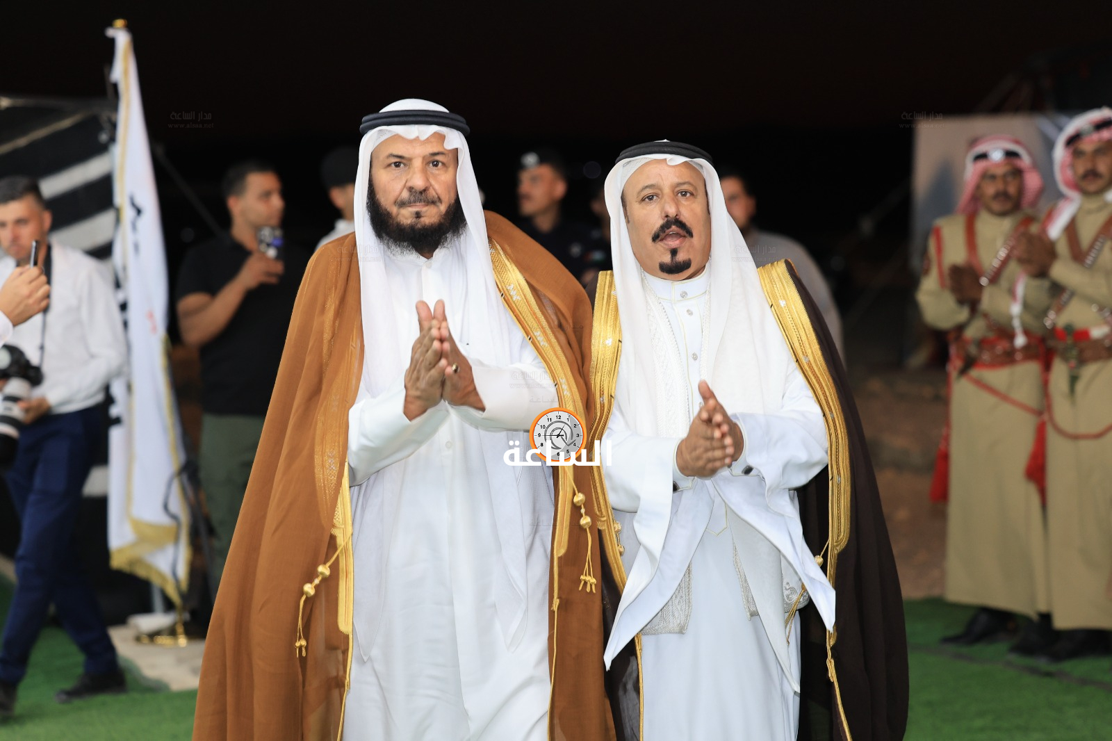 Madar Al-Saa Images 0.433351067780934