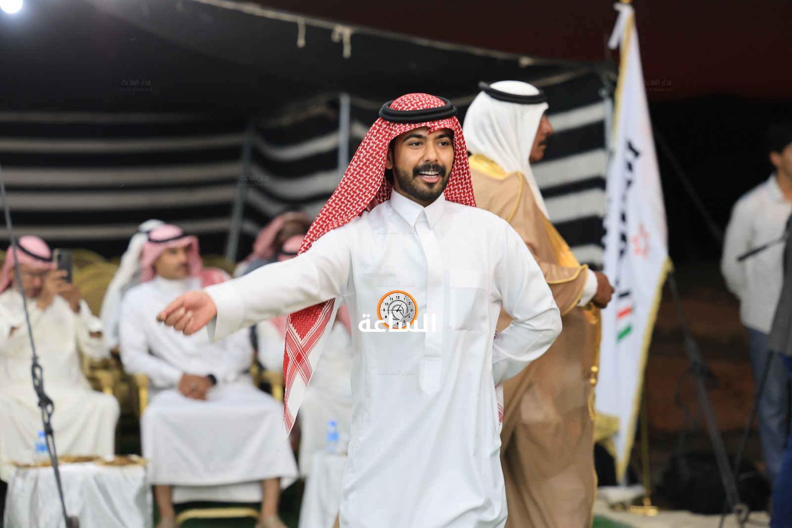 Madar Al-Saa Images 0.5126027216993163