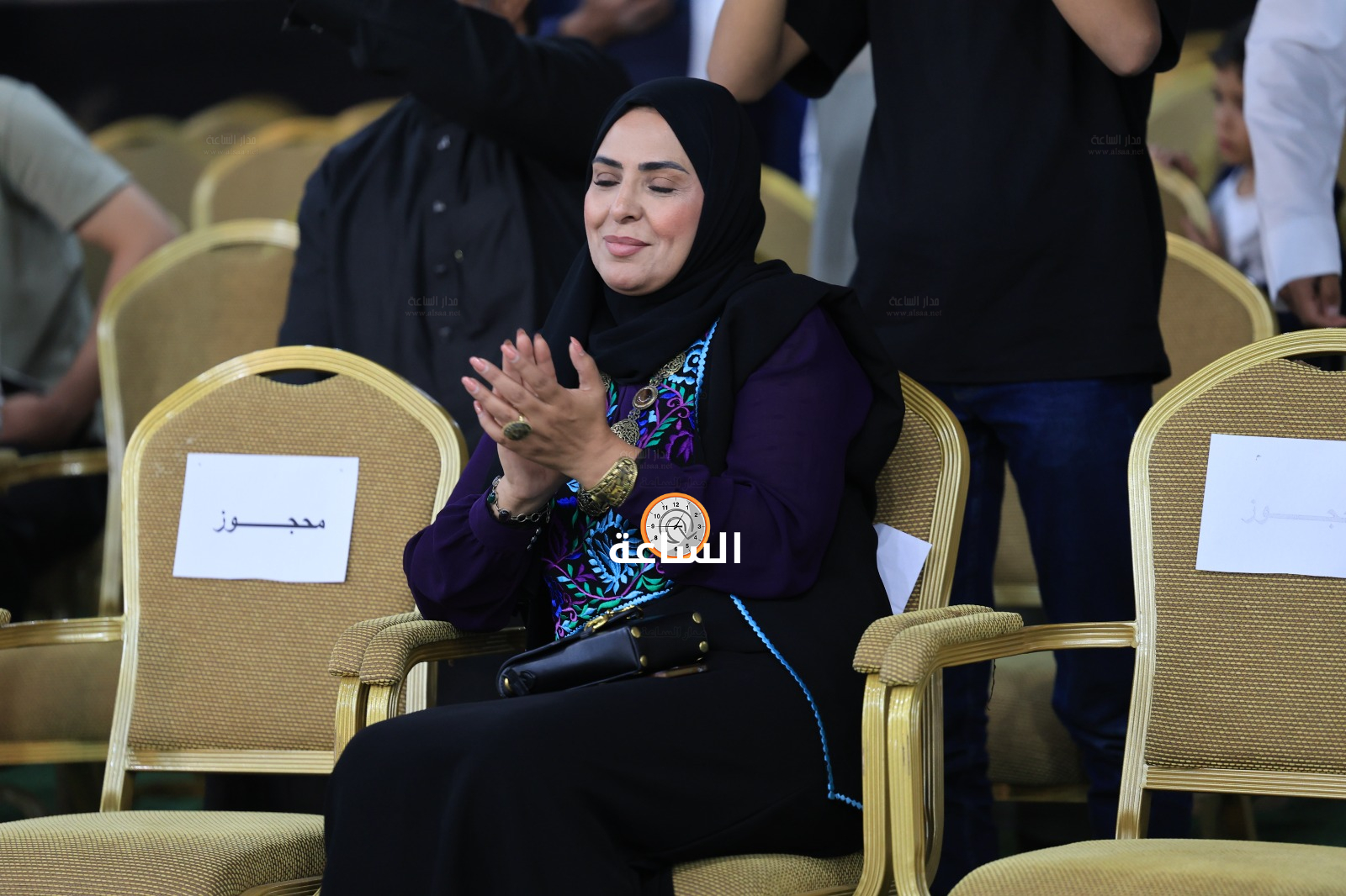 Madar Al-Saa Images 0.8366756767715462