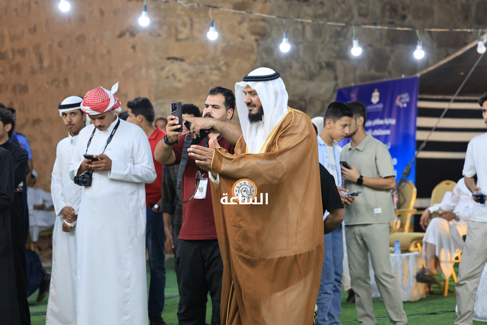 Madar Al-Saa Images 0.9682284150716247