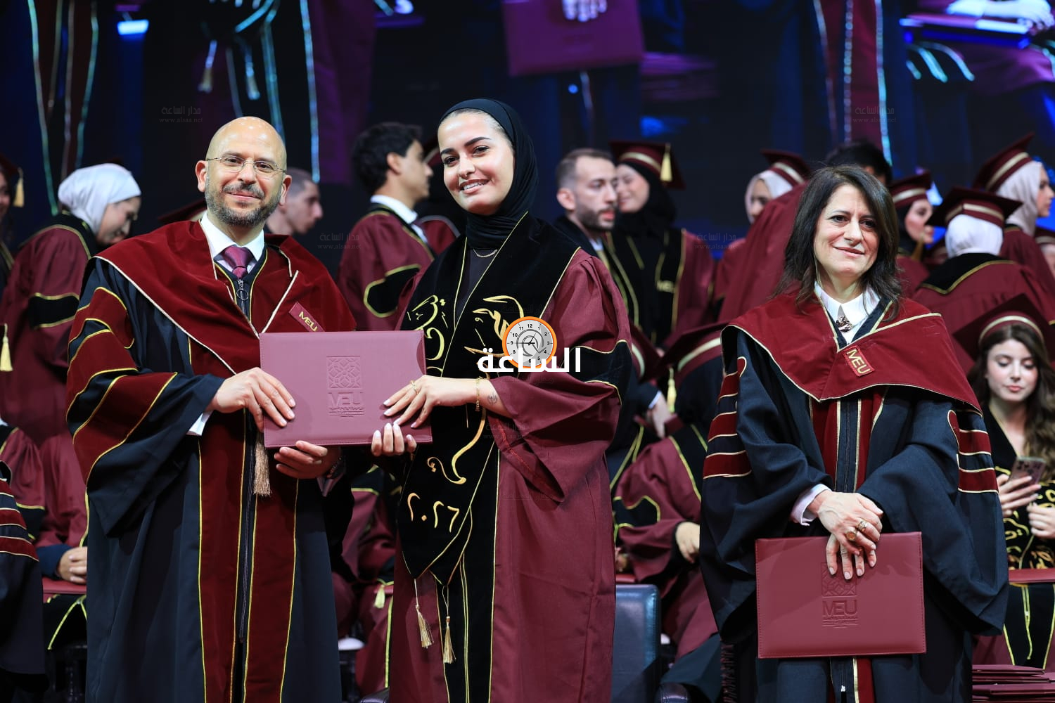 Madar Al-Saa Images 0.7787056396457682