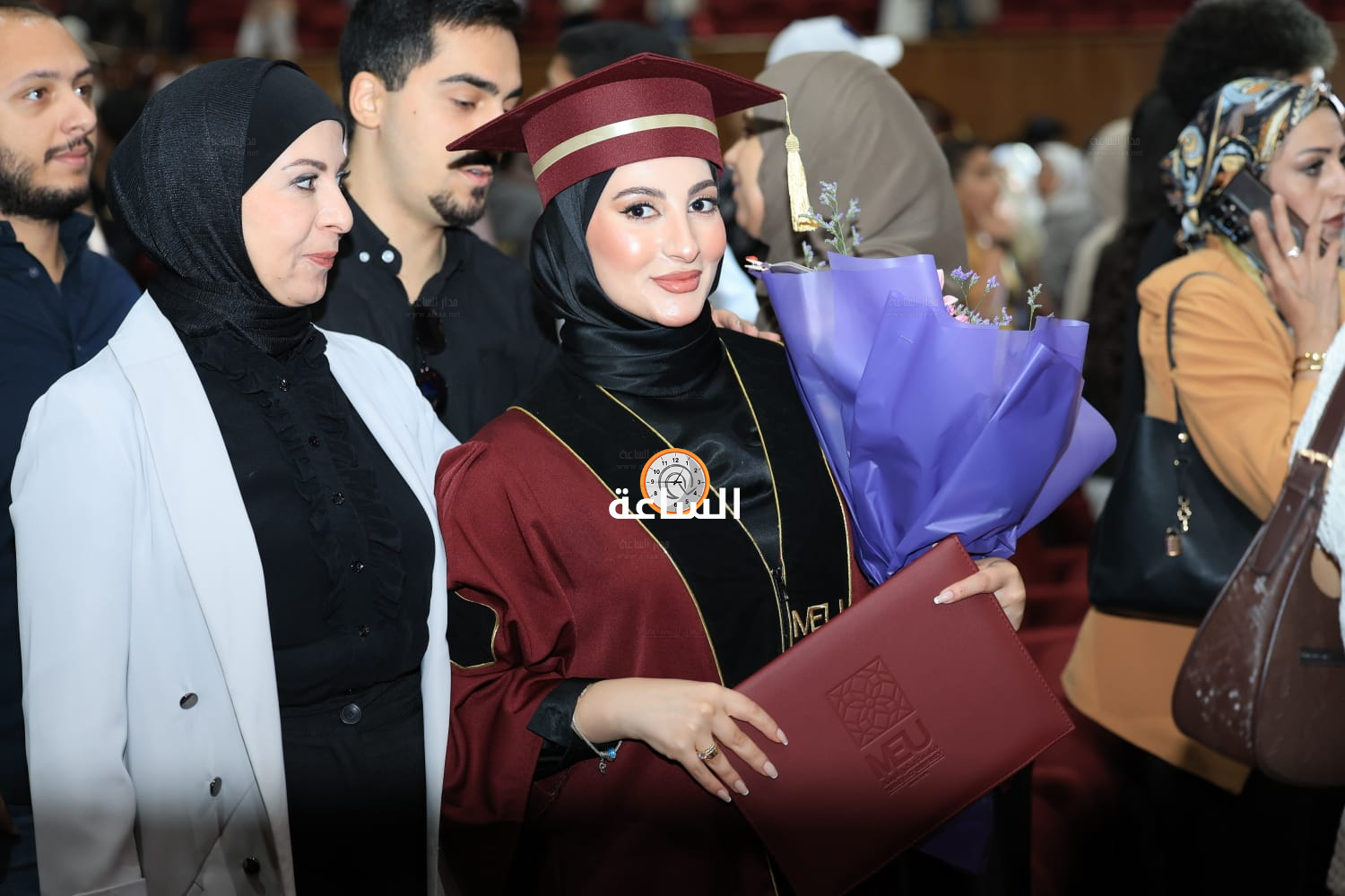 Madar Al-Saa Images 0.3723555439111088