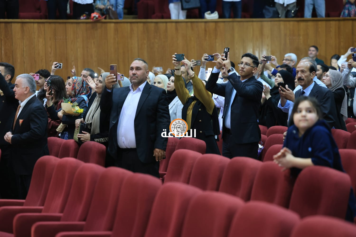 Madar Al-Saa Images 0.3527940355927076