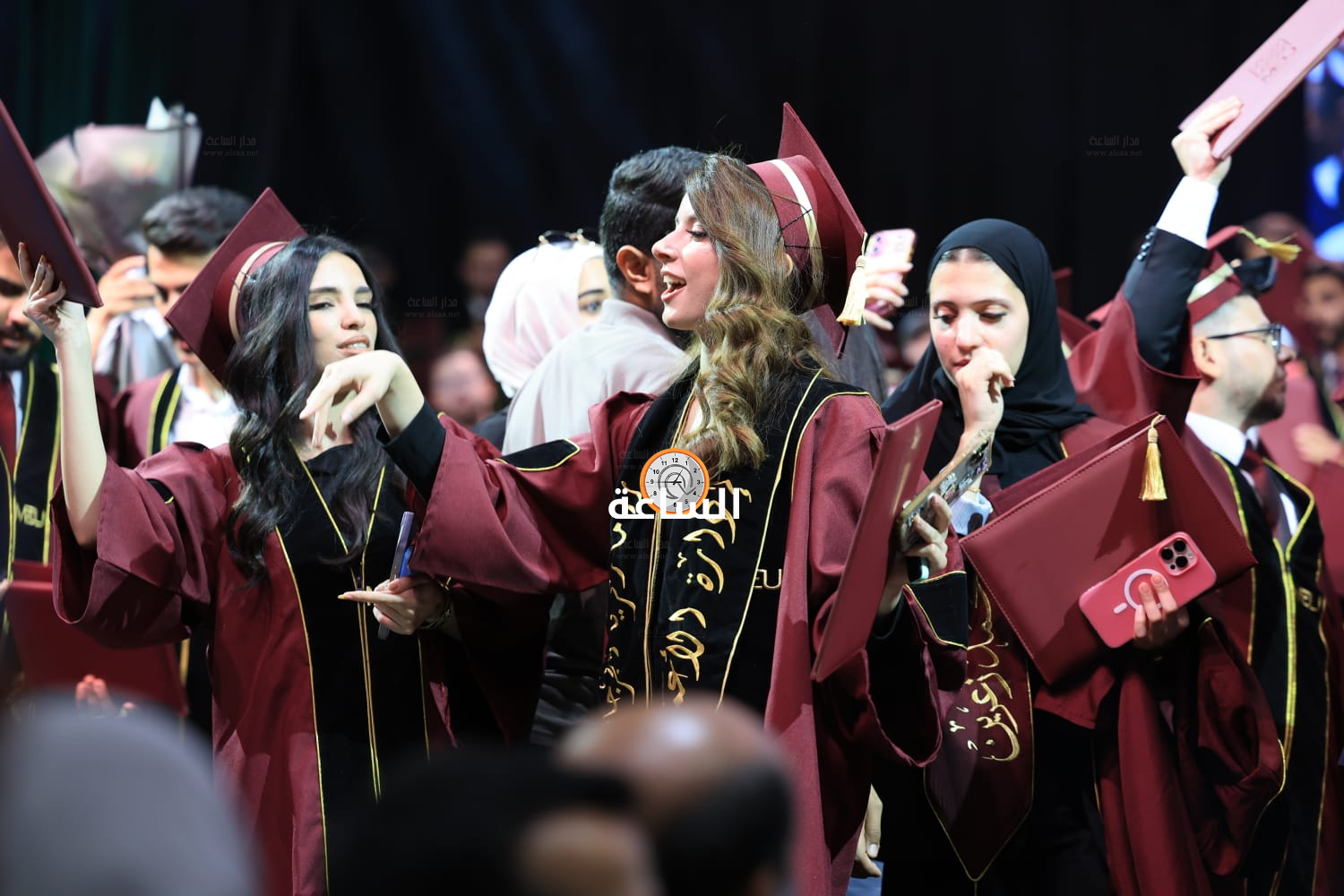 Madar Al-Saa Images 0.22030473794330874