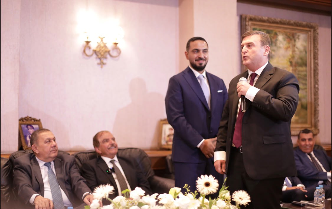 Madar Al-Saa Images 0.1821690699749139