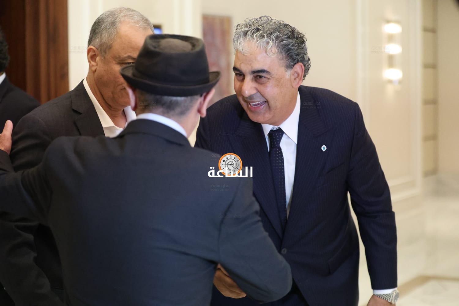 Madar Al-Saa Images 0.2036057621905083