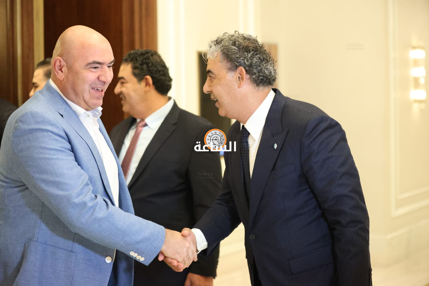Madar Al-Saa Images 0.0494735665584205