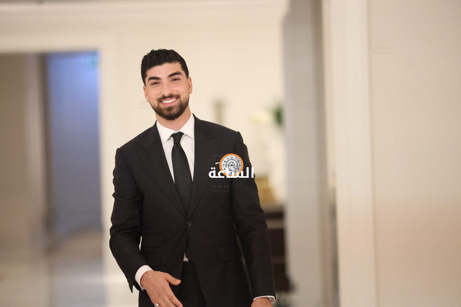 Madar Al-Saa Images 0.15138595528369148