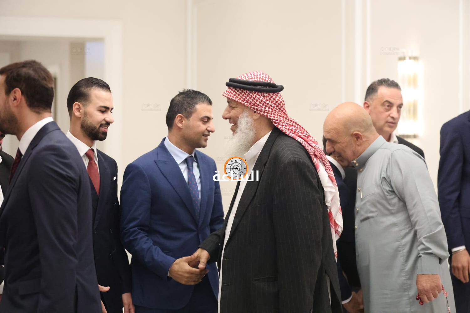 Madar Al-Saa Images 0.9717411347500099