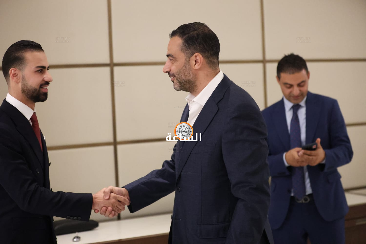 Madar Al-Saa Images 0.3408622283867768