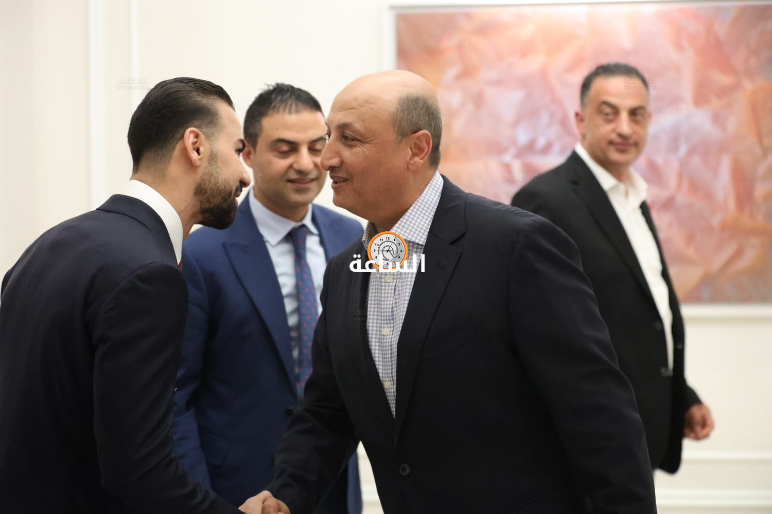 Madar Al-Saa Images 0.8242631087647901