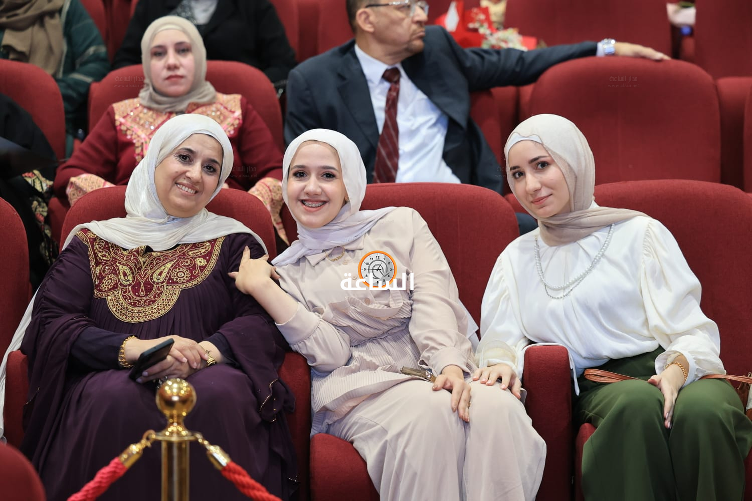 Madar Al-Saa Images 0.89505378930547
