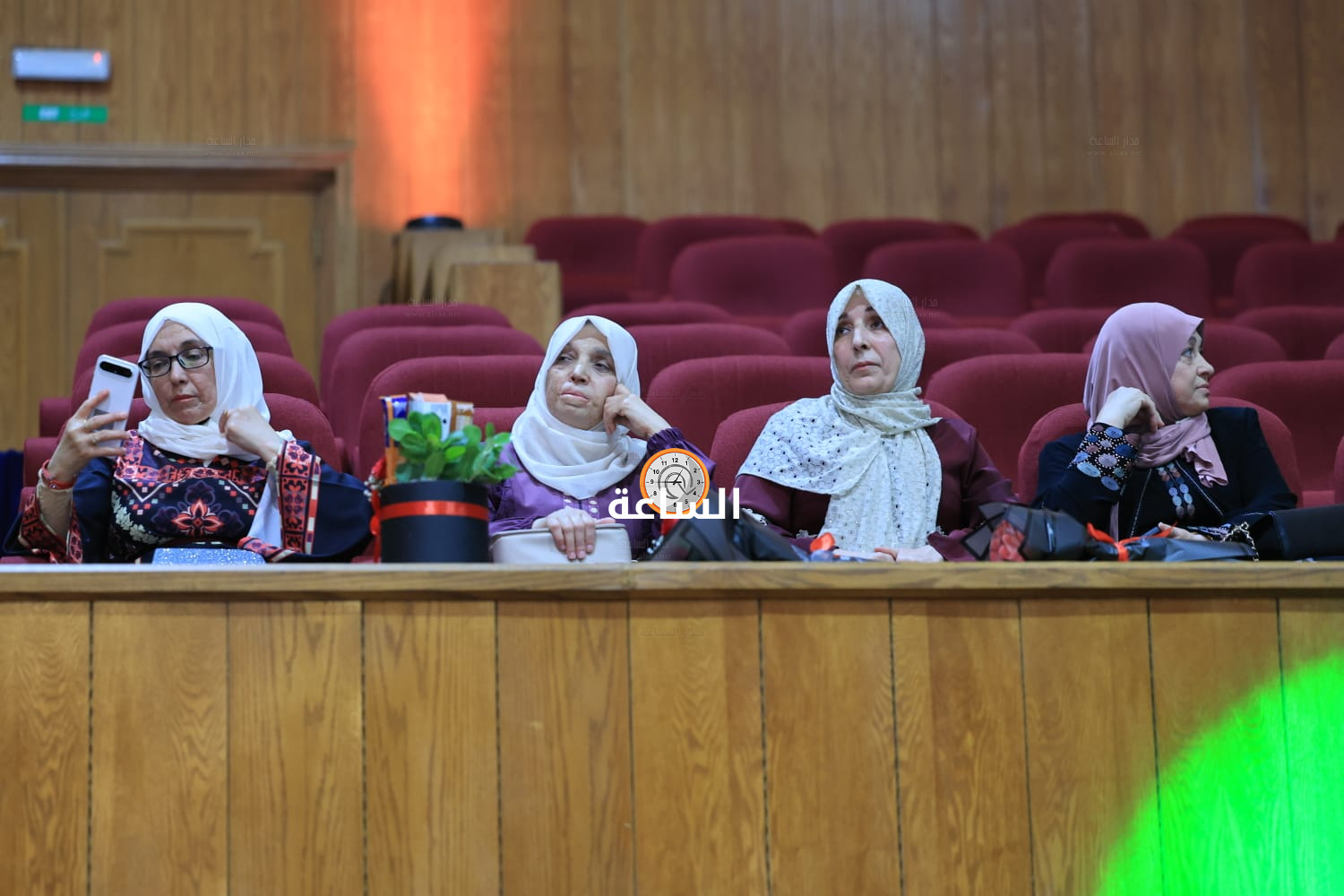 Madar Al-Saa Images 0.5059552396216538