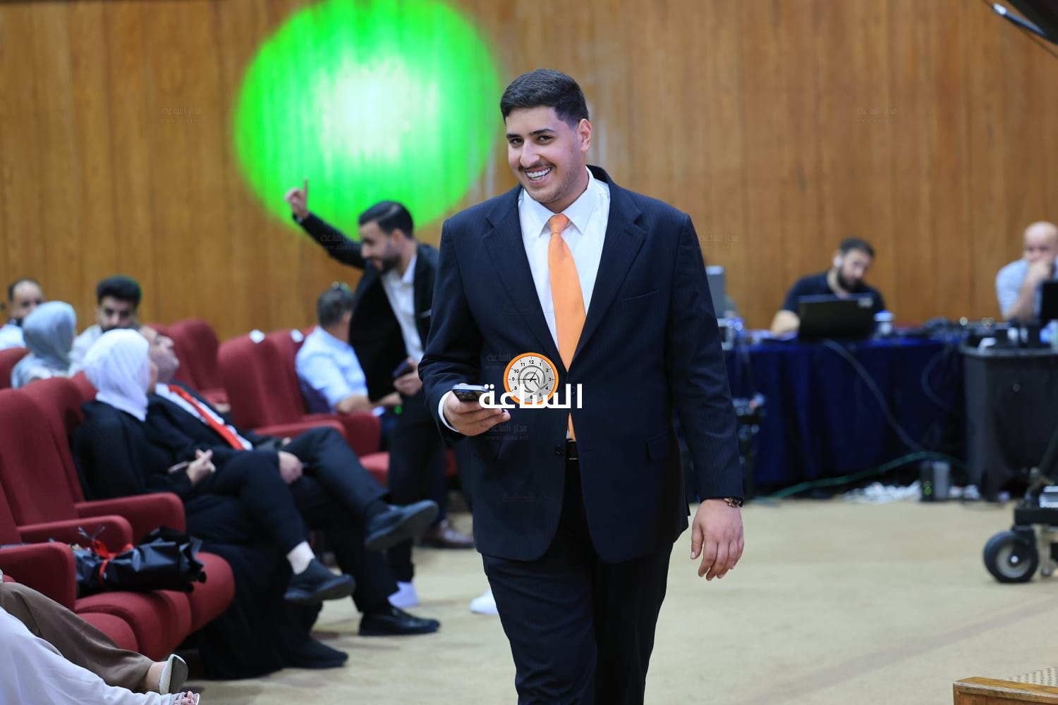 Madar Al-Saa Images 0.8792669583713758