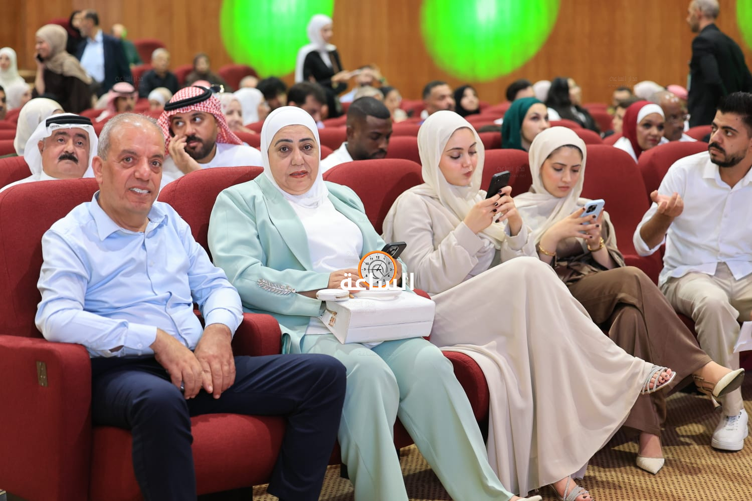 Madar Al-Saa Images 0.296435902842602