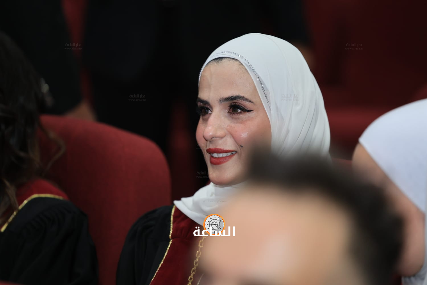 Madar Al-Saa Images 0.9830147386611635