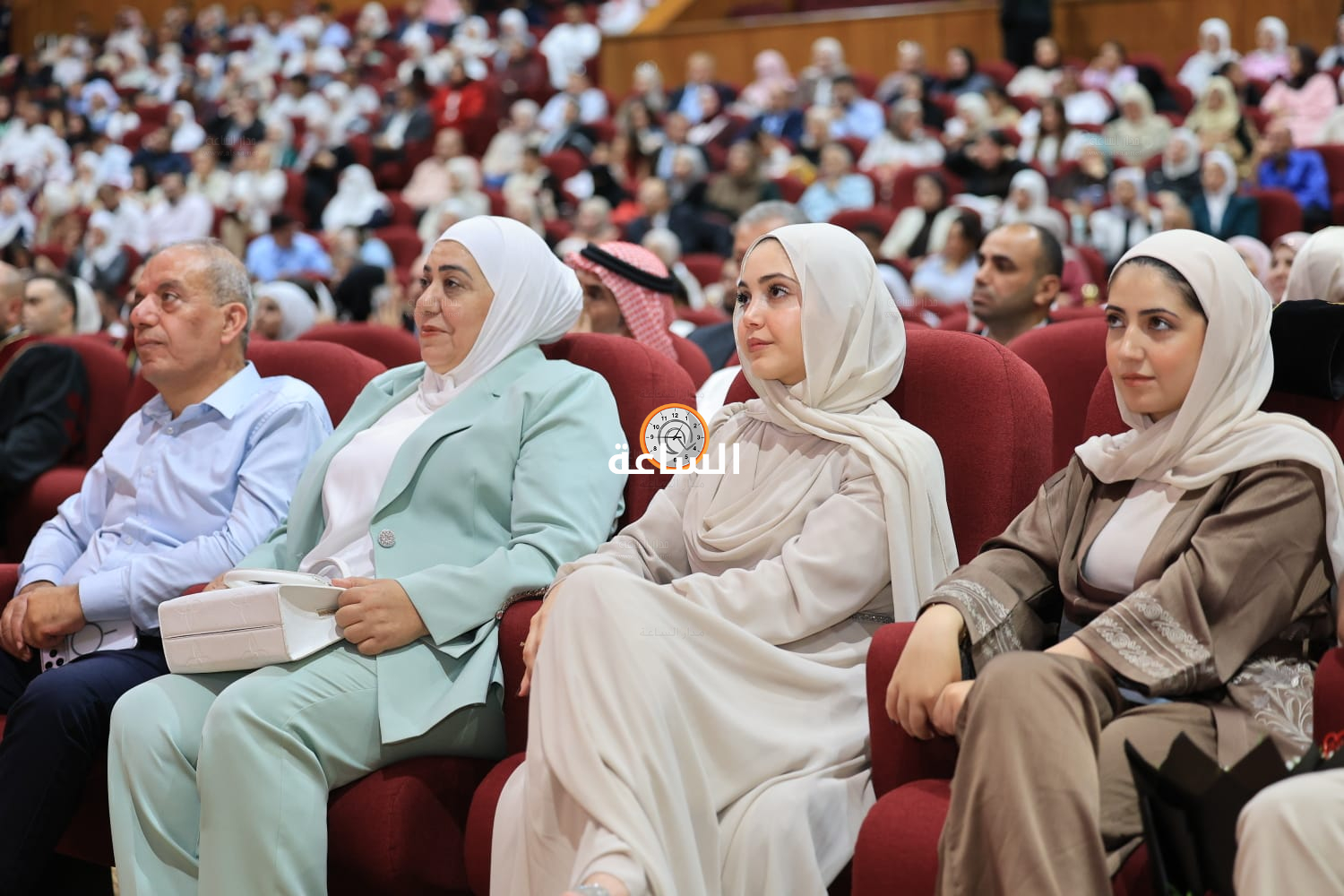Madar Al-Saa Images 0.5287297403388863