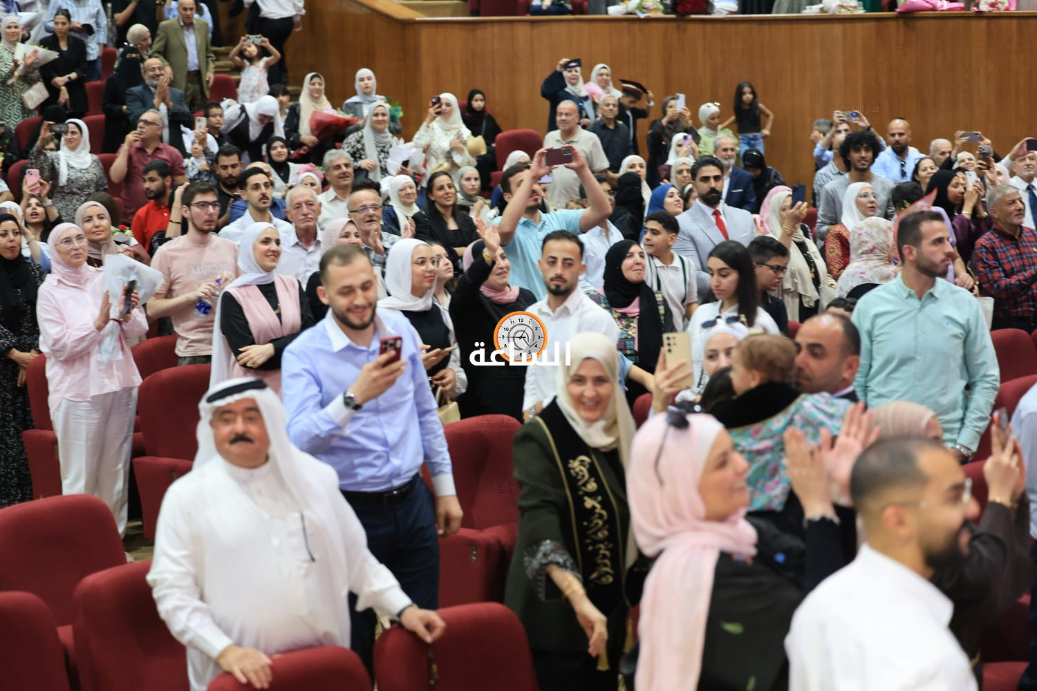 Madar Al-Saa Images 0.7393134764020526