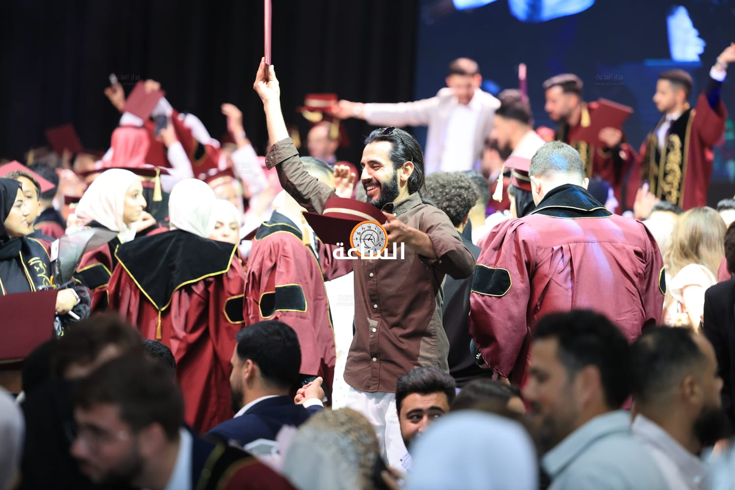 Madar Al-Saa Images 0.15777455456532552