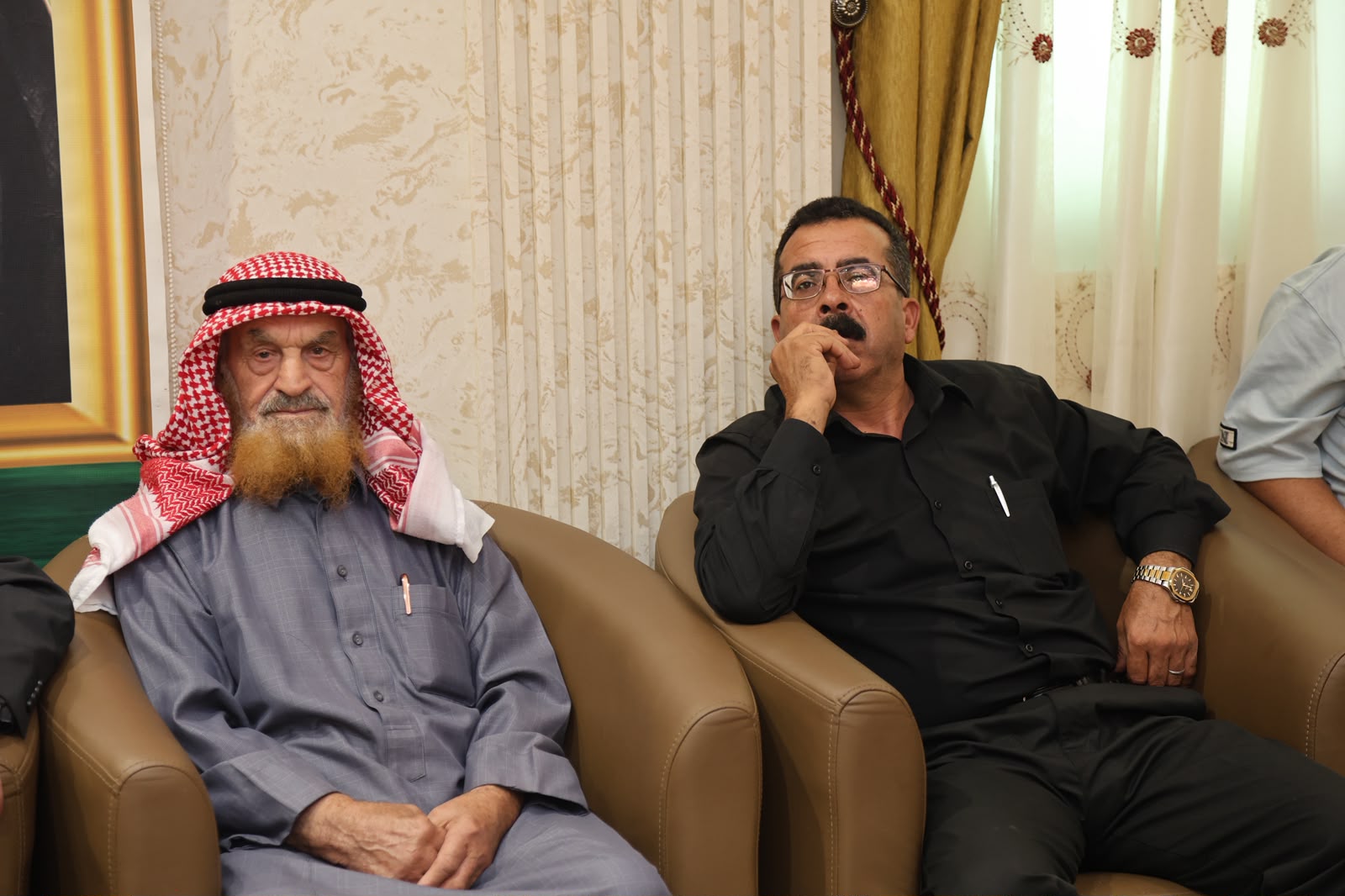 Madar Al-Saa Images 0.35743083632893147