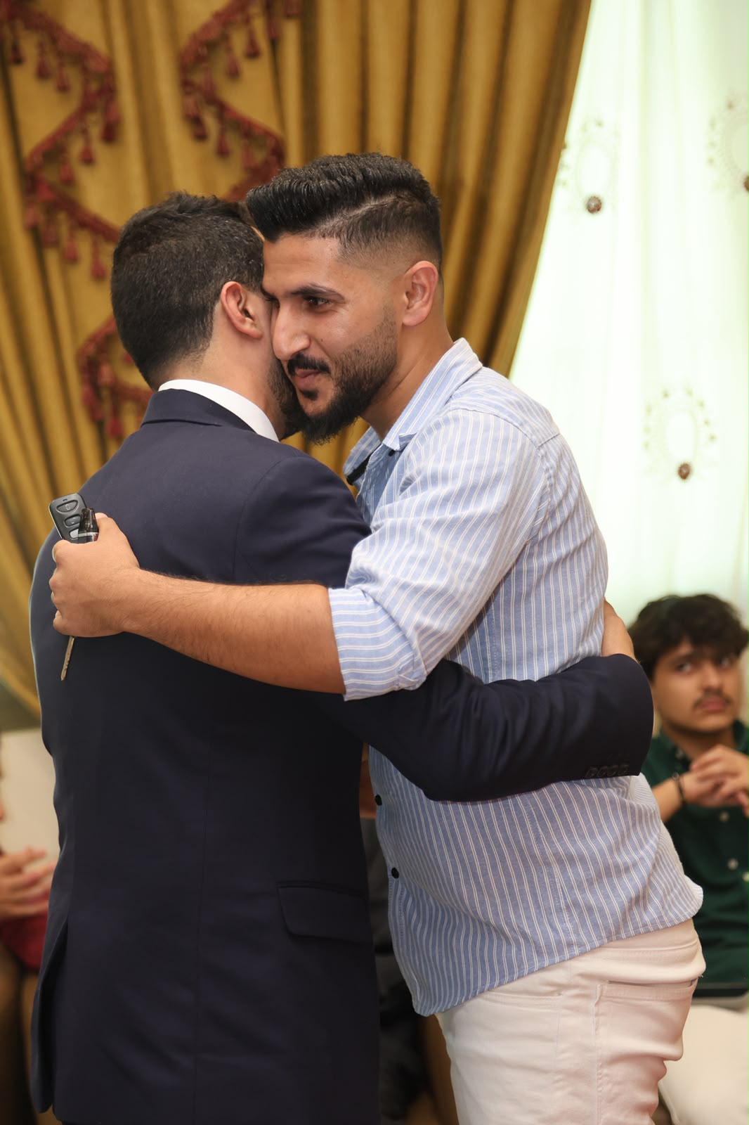 Madar Al-Saa Images 0.18440252930637868
