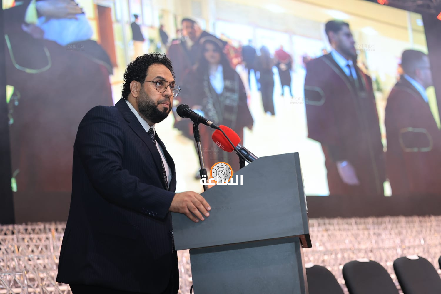 Madar Al-Saa Images 0.37480782740157814