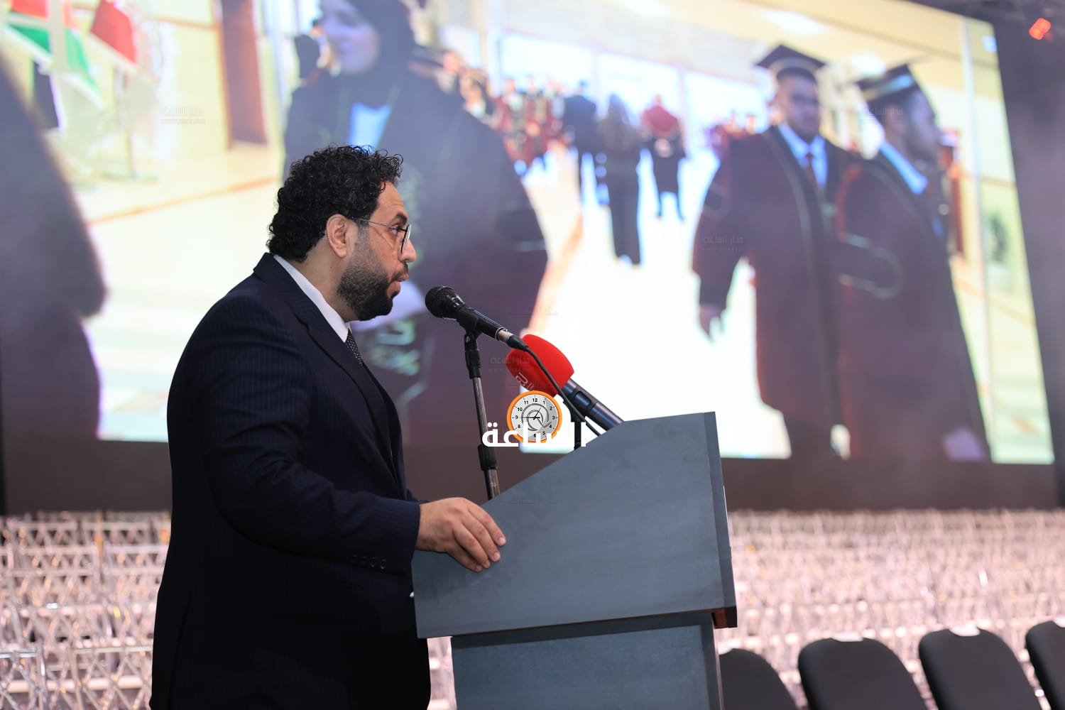 Madar Al-Saa Images 0.6841291140766683