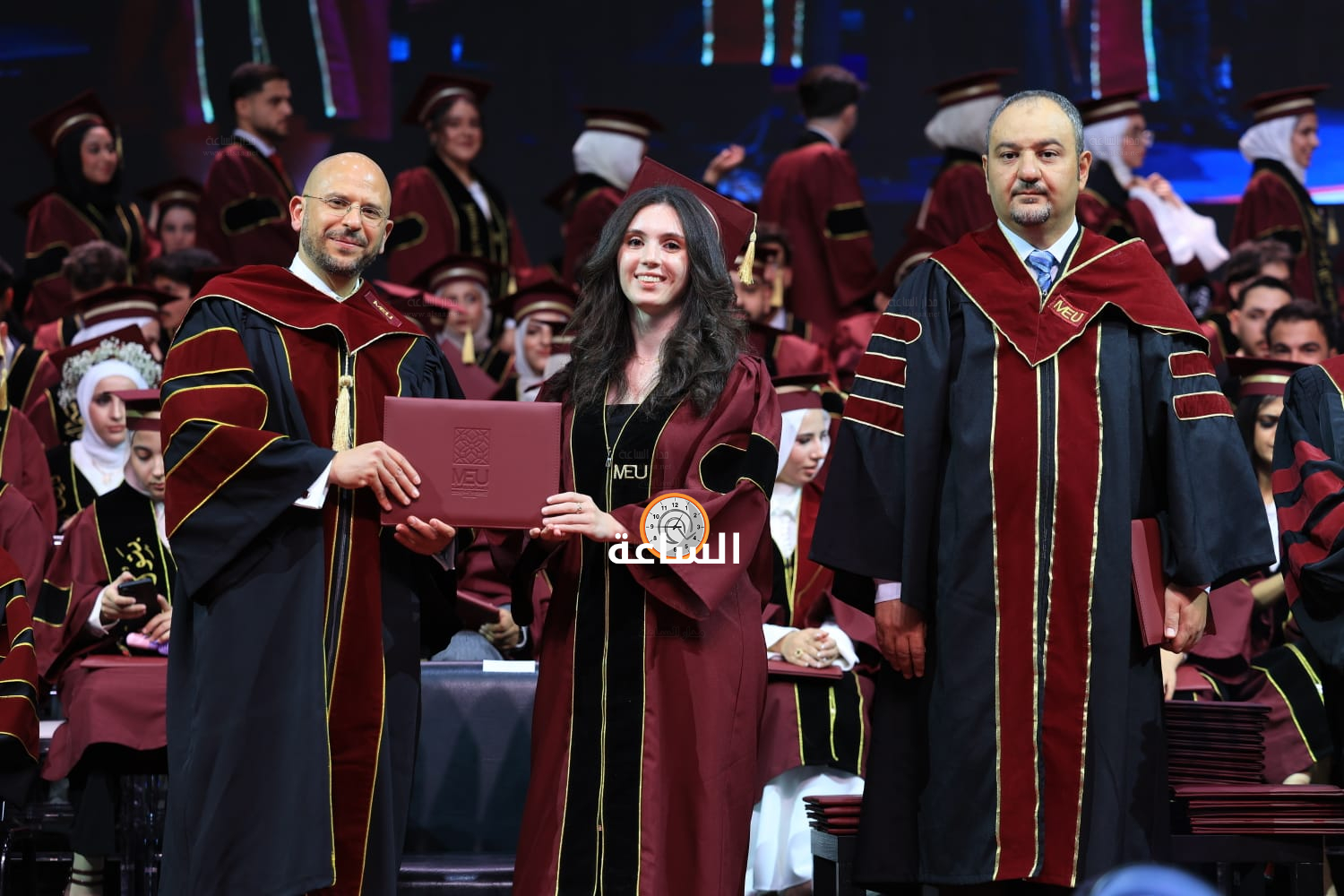 Madar Al-Saa Images 0.4200022324624505