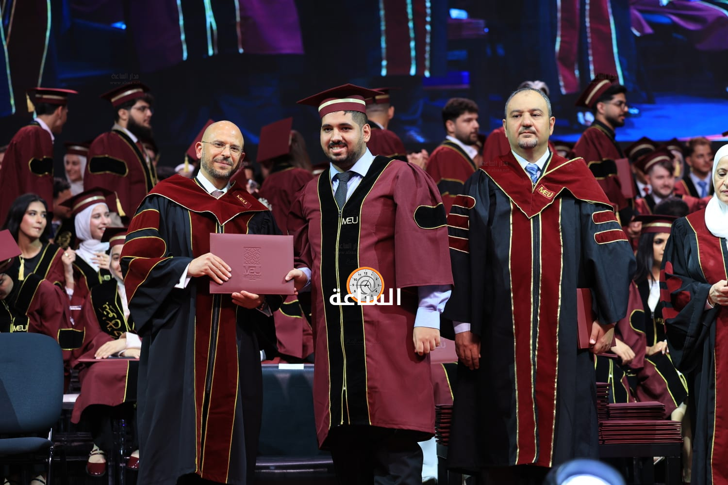 Madar Al-Saa Images 0.3901417754873675
