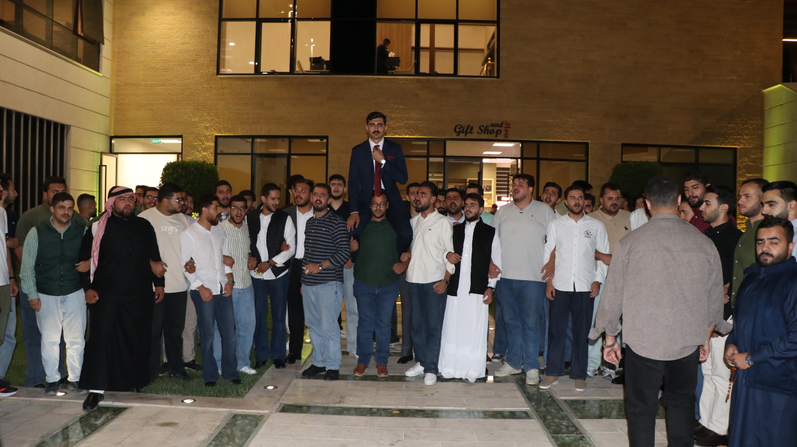 Madar Al-Saa Images 0.8970014080859829