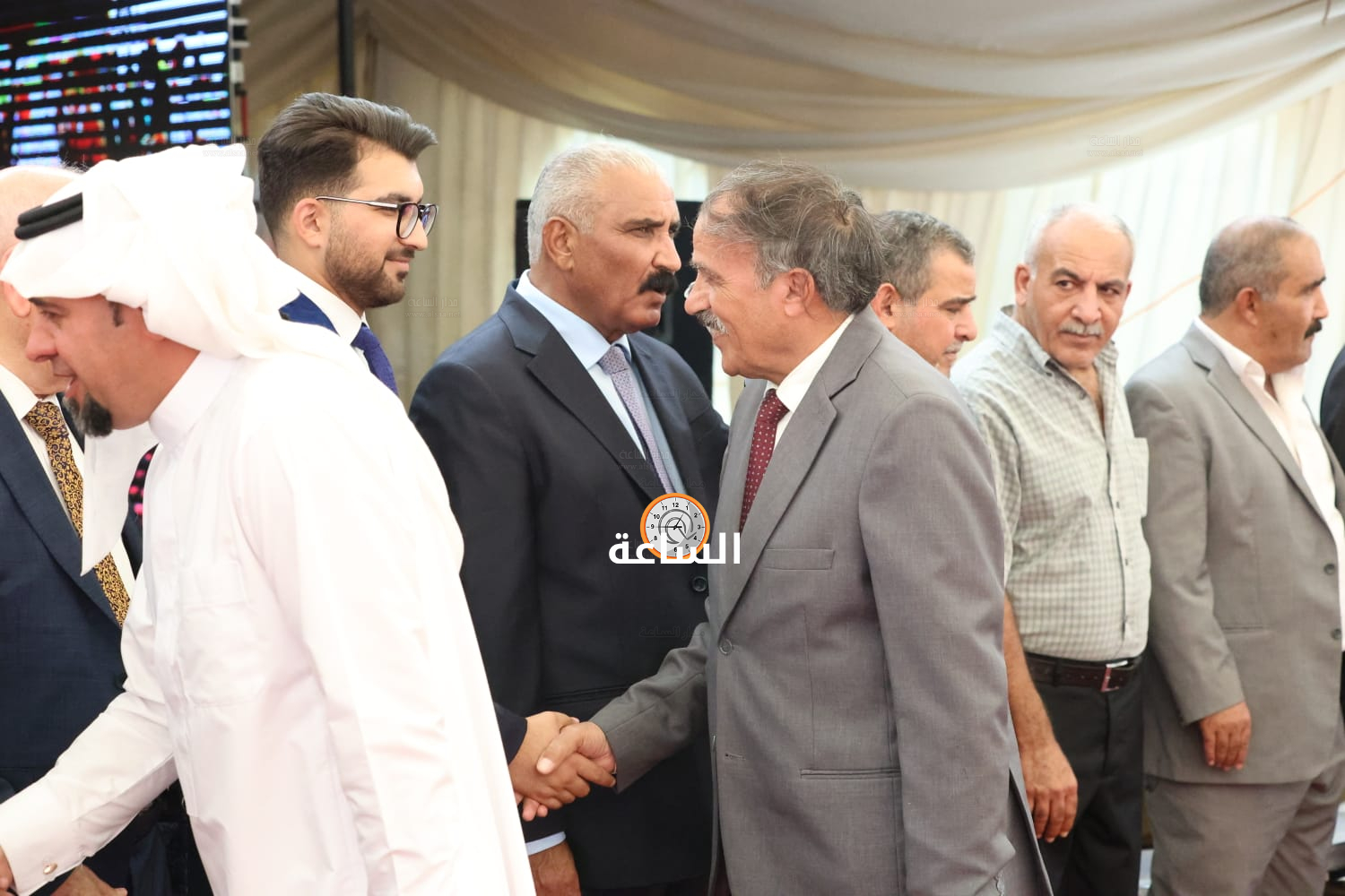 Madar Al-Saa Images 0.057119195894831165