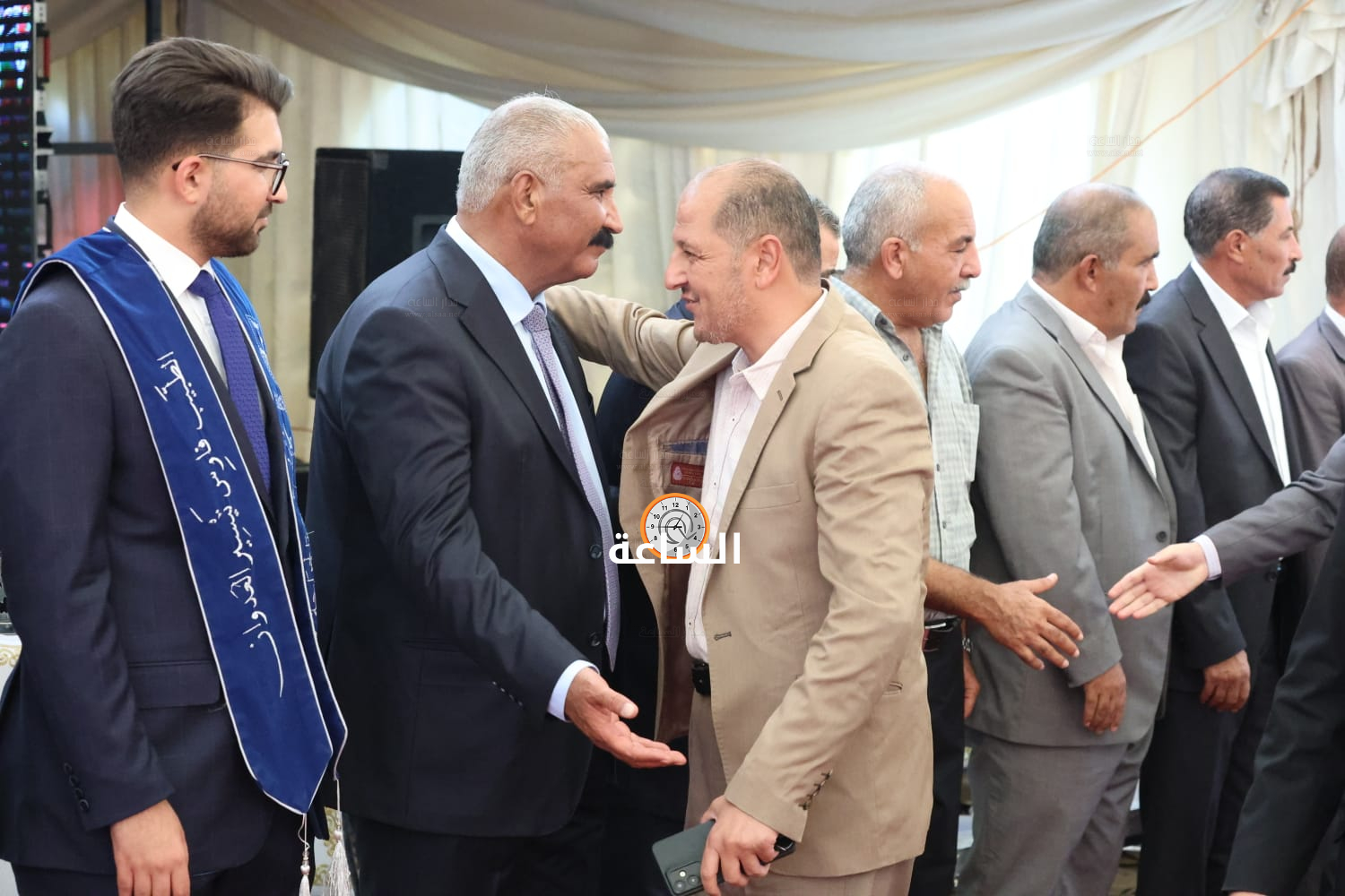Madar Al-Saa Images 0.8348456782658289