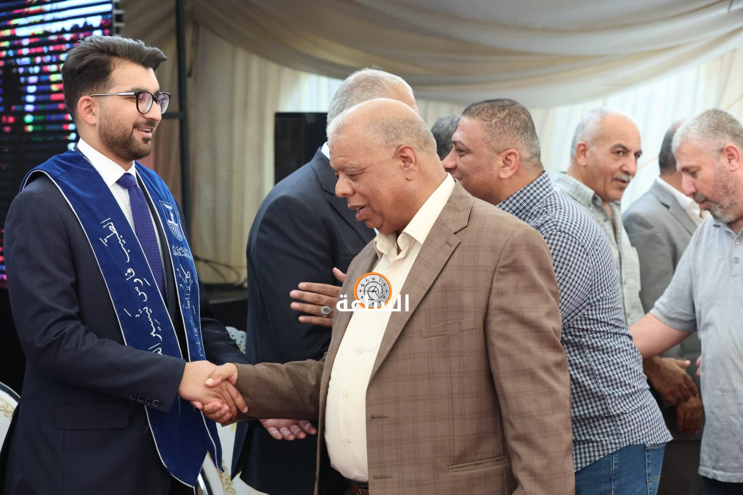Madar Al-Saa Images 0.0048578547747316625