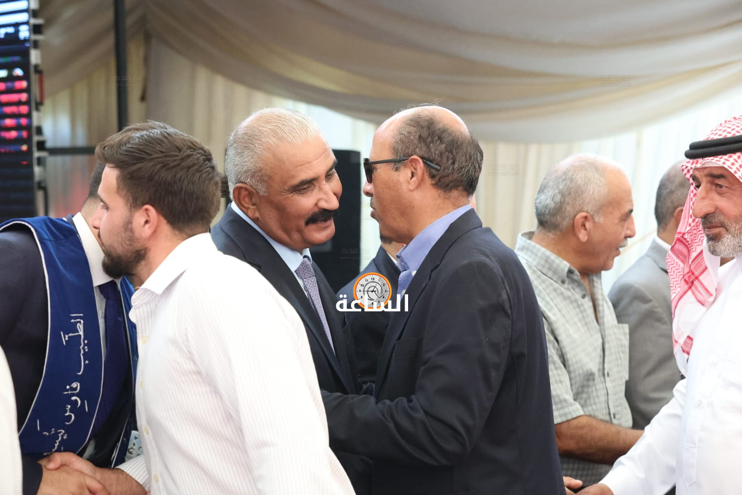 Madar Al-Saa Images 0.38668228623790324