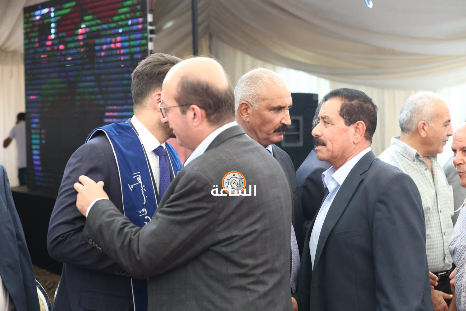 Madar Al-Saa Images 0.5768212526874545