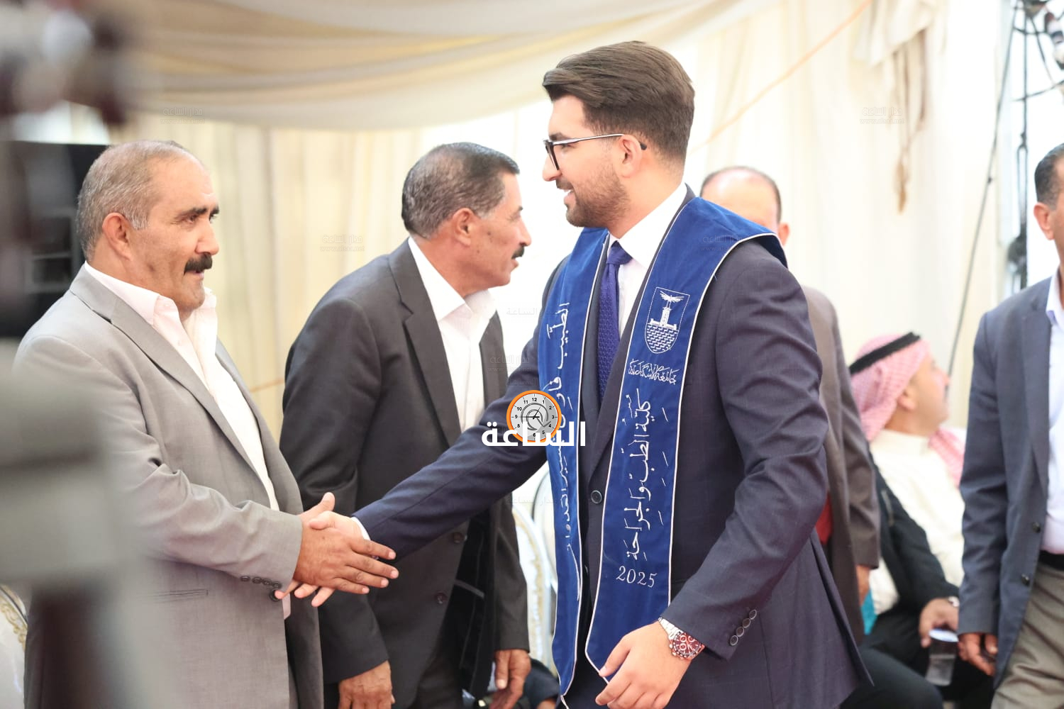 Madar Al-Saa Images 0.560708123906743