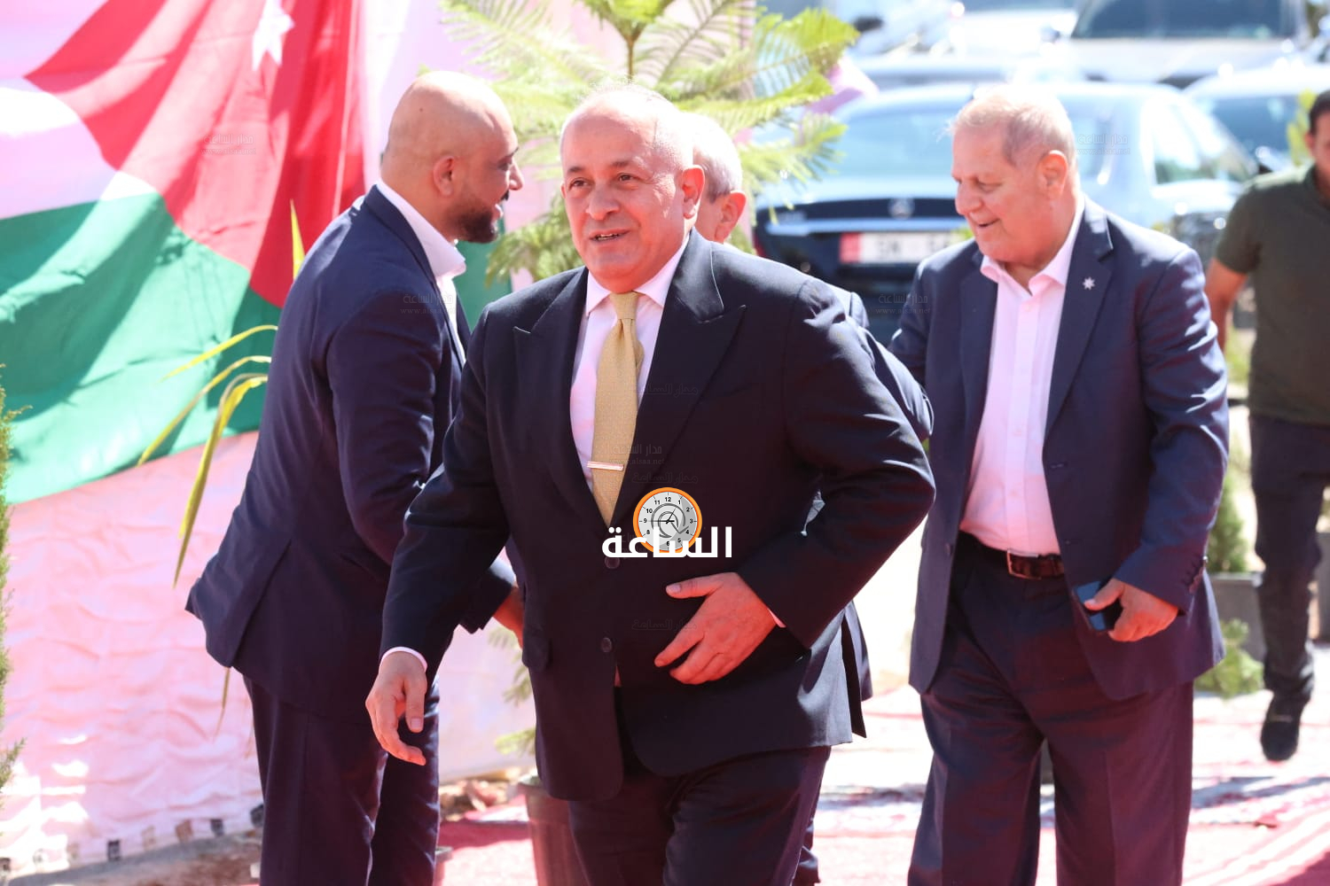 Madar Al-Saa Images 0.951192686275933